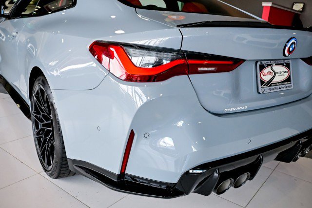 Used 2023 BMW M4 Coupe w/ Executive Package image 14