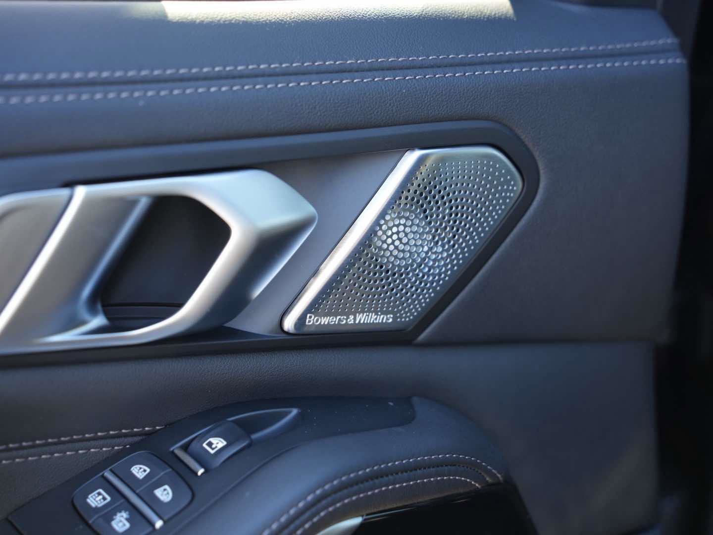 New 2026 BMW ALPINA XB7 image 11