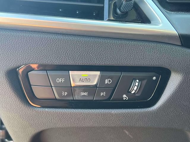 Used 2025 BMW 330i xDrive Sedan AWD/4WD image 28