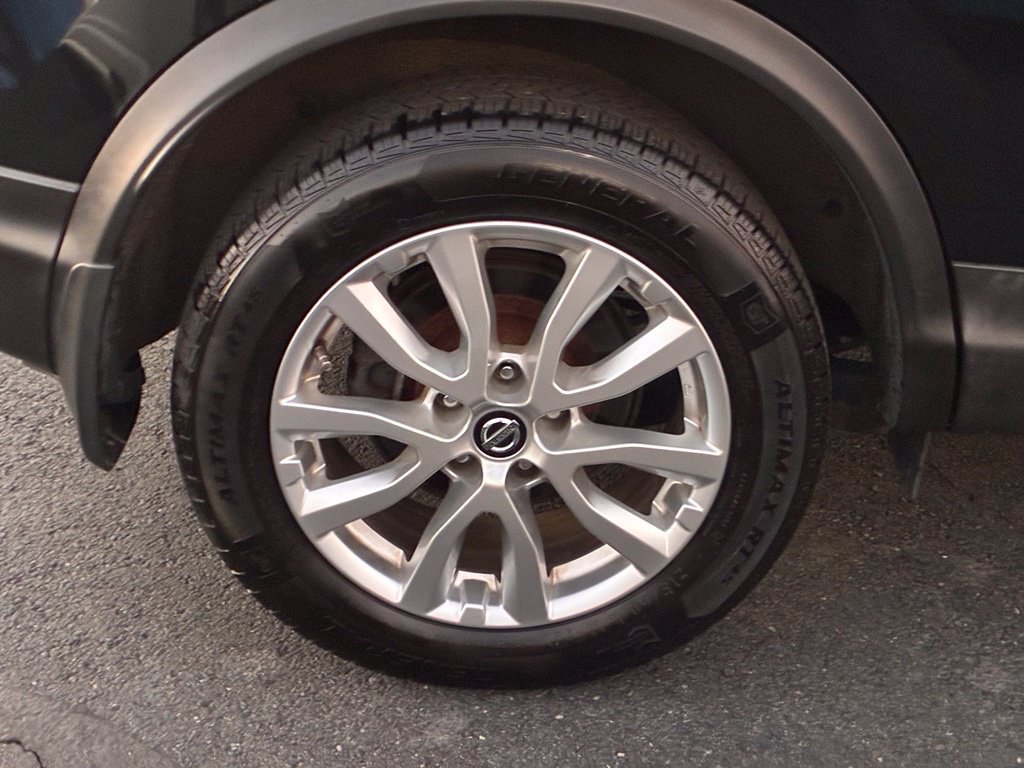 Used 2021 Nissan Rogue Sport S AWD/4WD image 46