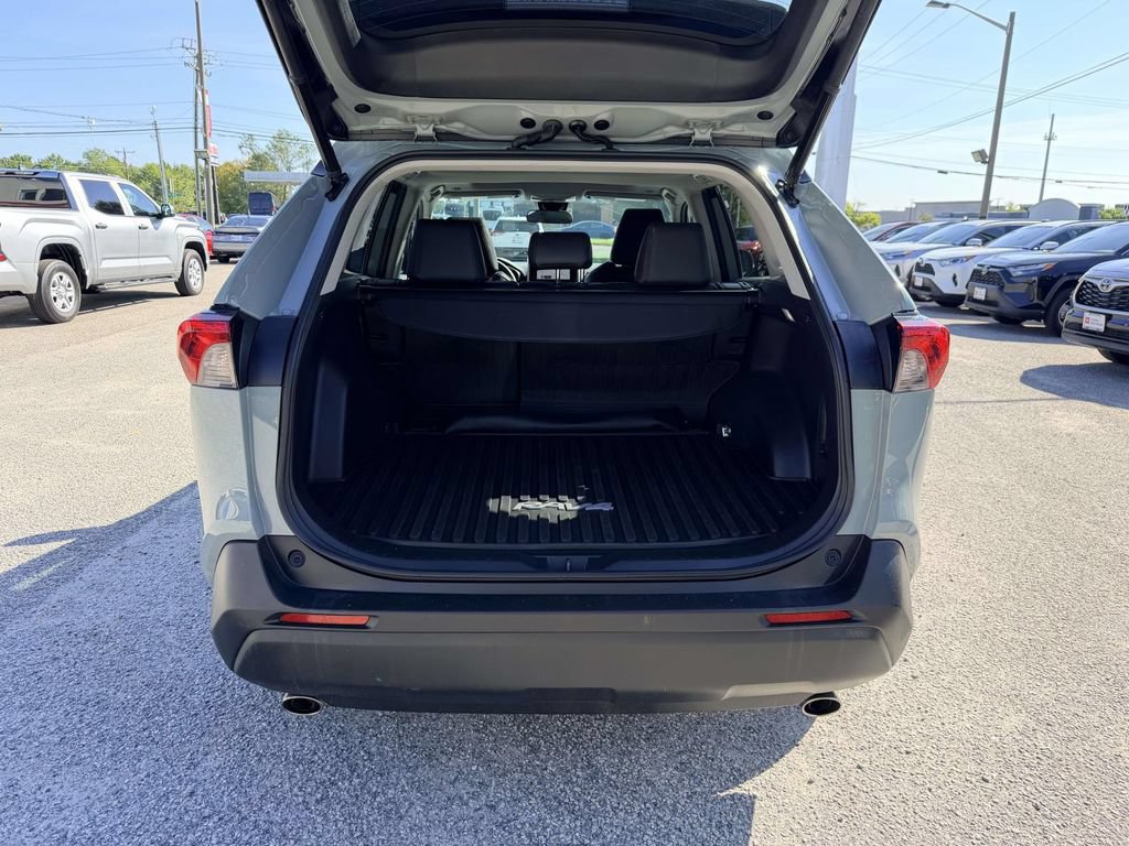 Certified 2023 Toyota RAV4 XLE w/ Convenience Package AWD/4WD image 15