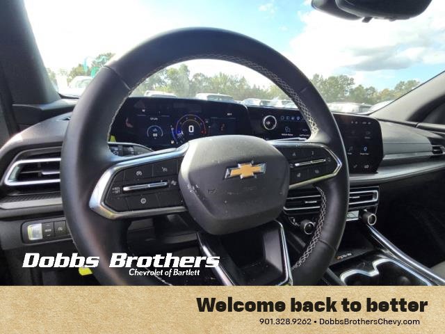 Used 2026 Chevrolet Traverse LT w/ Driver Confidence Package FWD image 4