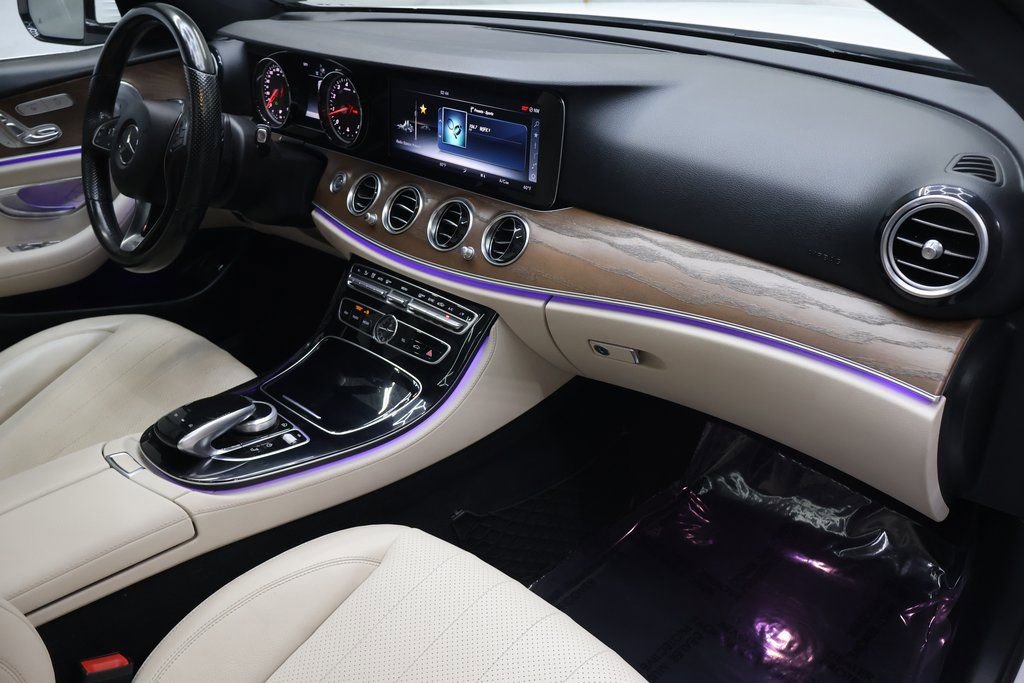 Used 2017 Mercedes-Benz E 400 4MATIC Wagon image 11