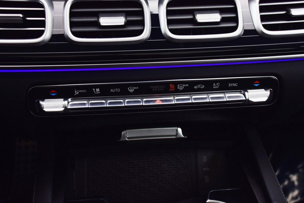 Used 2026 Mercedes-Benz GLS 450 4MATIC image 31