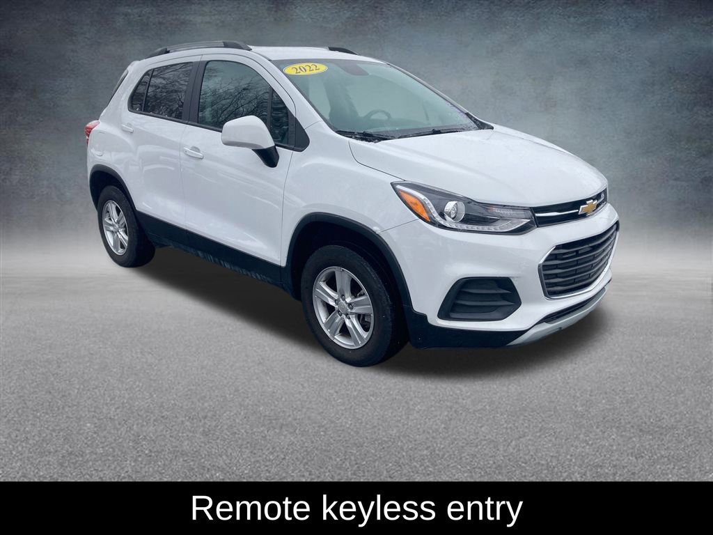 Used 2022 Chevrolet Trax LT w/ Driver Confidence Package image 9