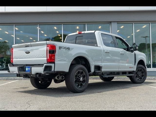 New 2026 Ford F250 Lariat w/ Black Appearance Package AWD/4WD image 8