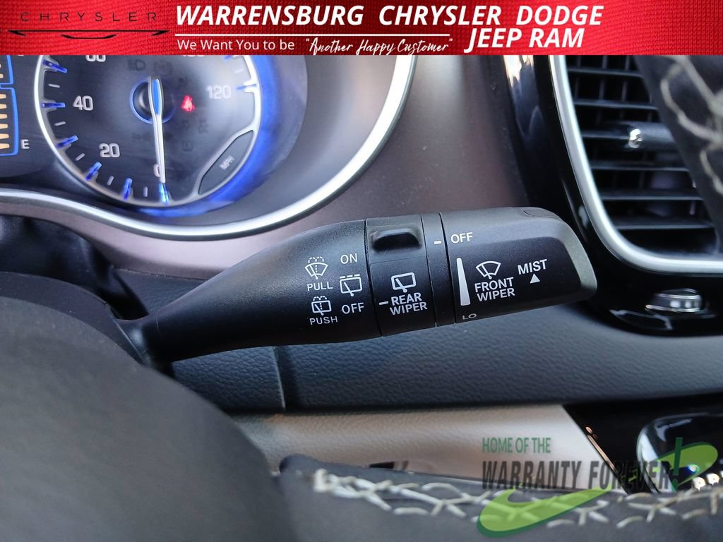 Used 2023 Chrysler Voyager LX FWD image 19