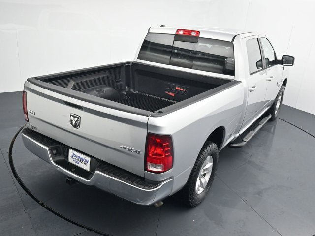Used 2019 RAM 1500 Classic SLT AWD/4WD image 28