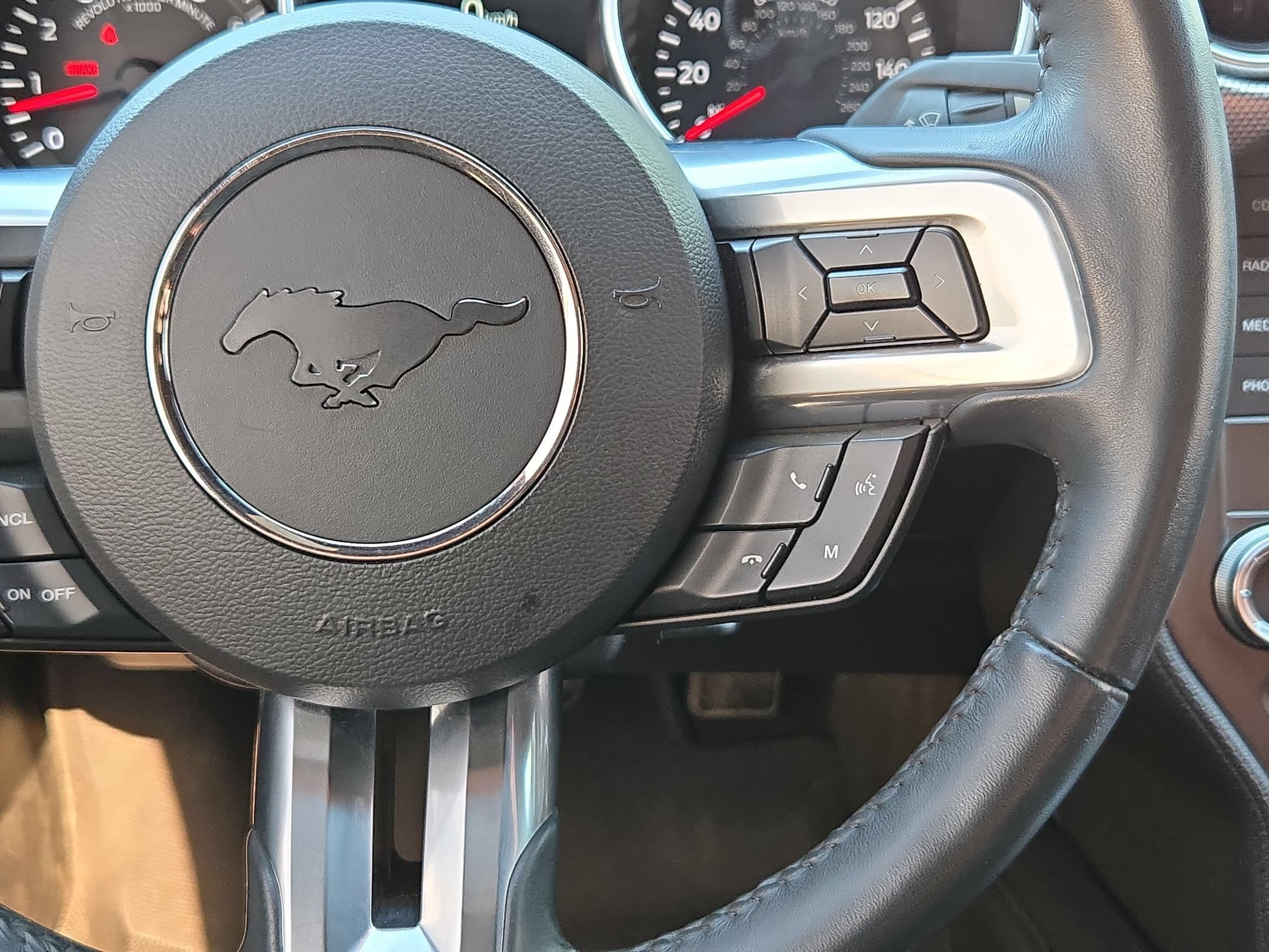 Used 2018 Ford Mustang GT RWD image 21