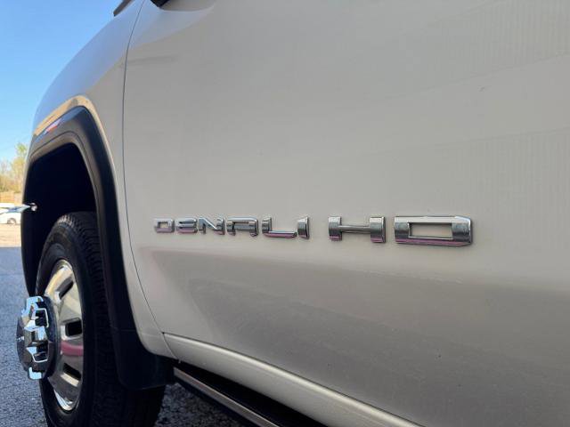 Used 2024 GMC Sierra 3500 Denali w/ Denali Reserve Package AWD/4WD image 17