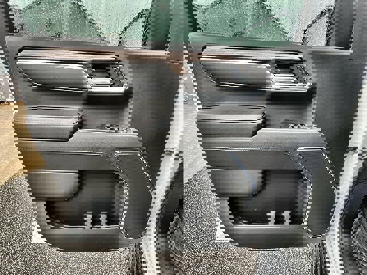 Used 2024 Chevrolet Silverado 1500 RST image 21