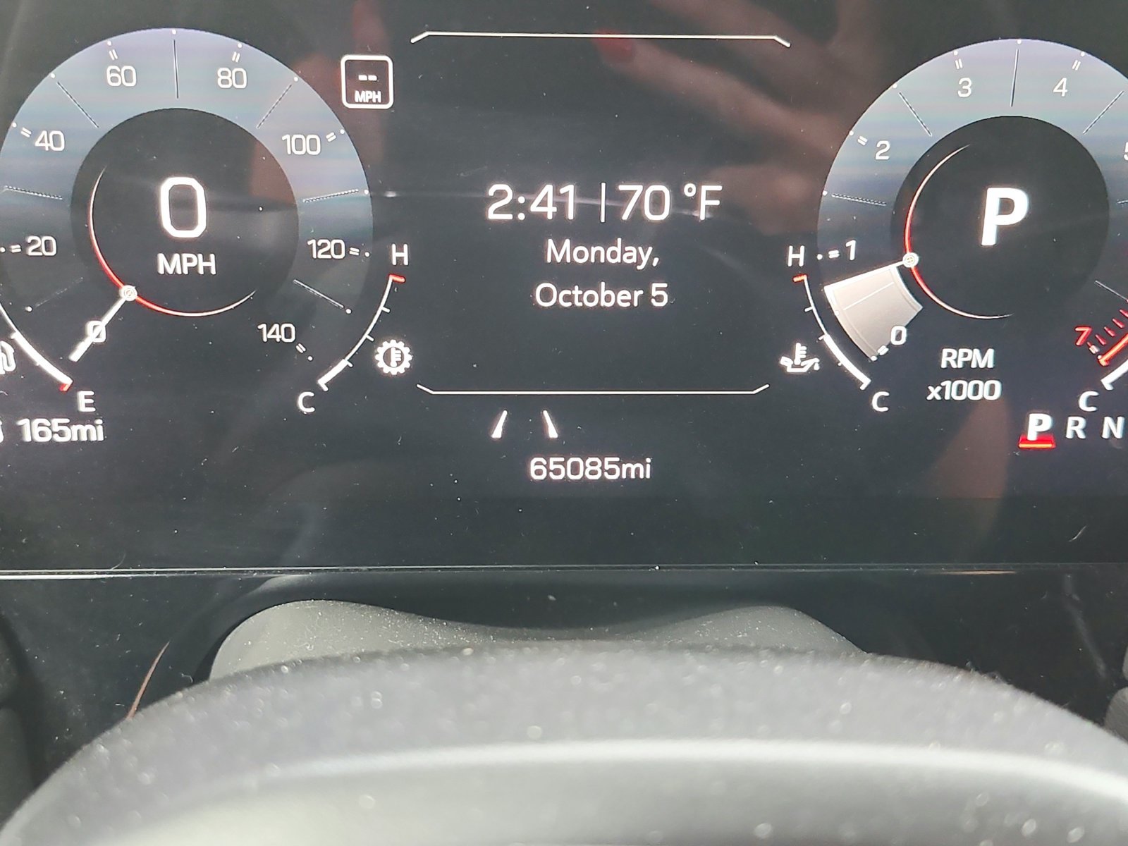 Used 2025 GMC Yukon Denali RWD image 14