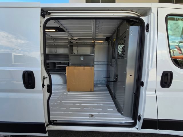 Used 2025 RAM ProMaster 2500 w/ Quick Order Package 22G SLT FWD image 20