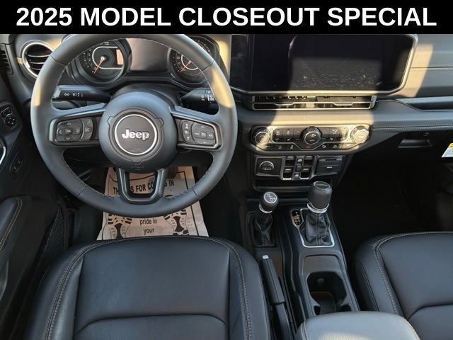 New 2025 Jeep Gladiator High Tide image 16