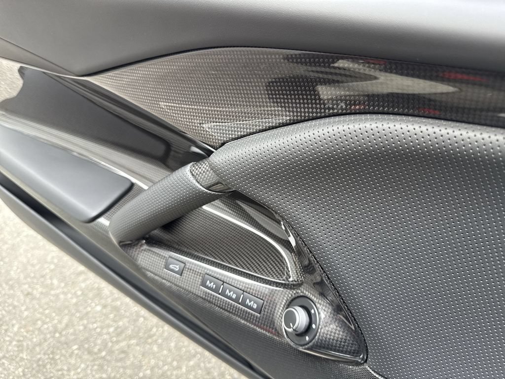 Certified 2023 Ferrari 812 GTS RWD image 28