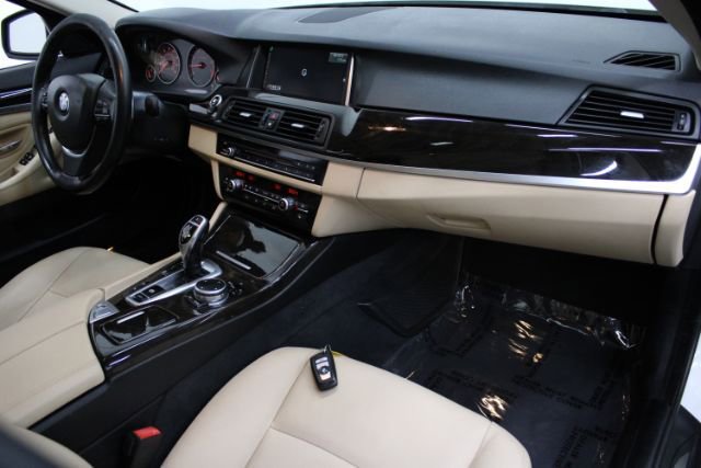 Used 2016 BMW 528i xDrive Sedan AWD/4WD image 13