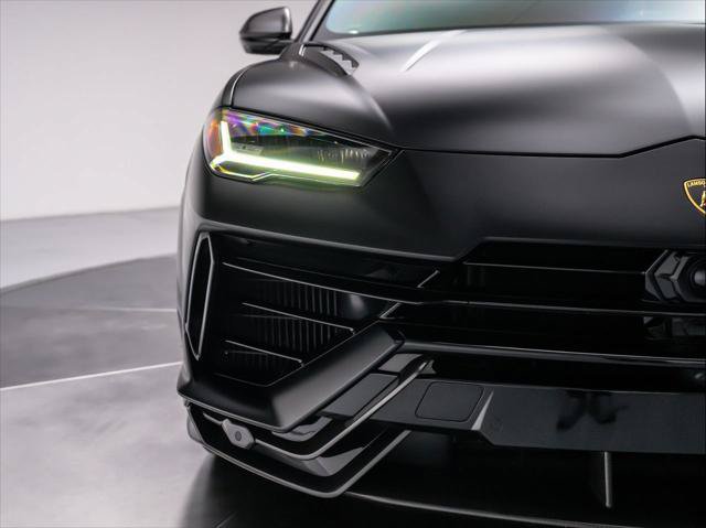 Used 2024 Lamborghini Urus Performante AWD/4WD image 9