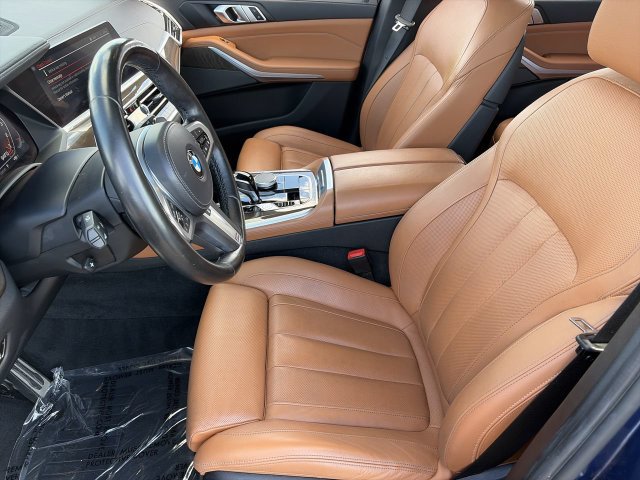 Used 2022 BMW X5 M50i AWD/4WD image 20