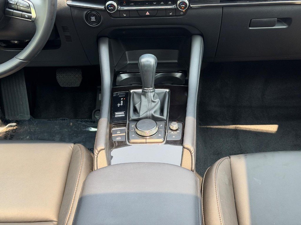 Used 2024 MAZDA MAZDA3 s FWD image 14