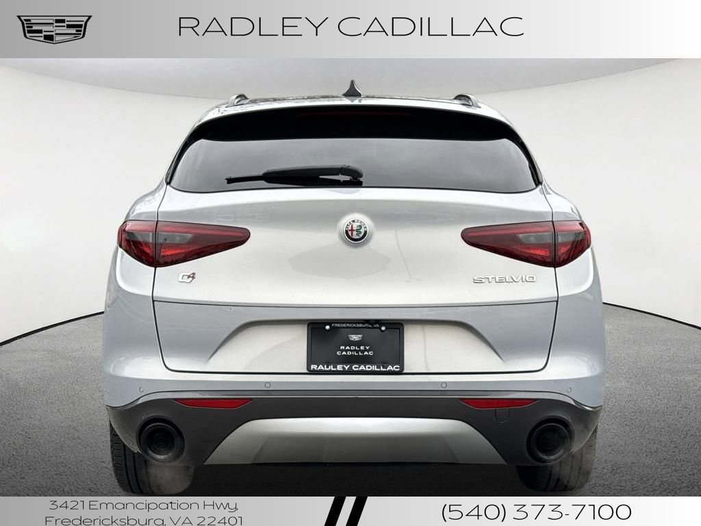 Used 2022 Alfa Romeo Stelvio Ti w/ Active Assist Plus Package image 4