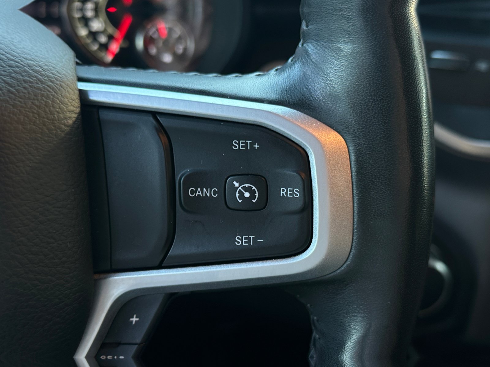 Used 2020 RAM 1500 Big Horn AWD/4WD image 25