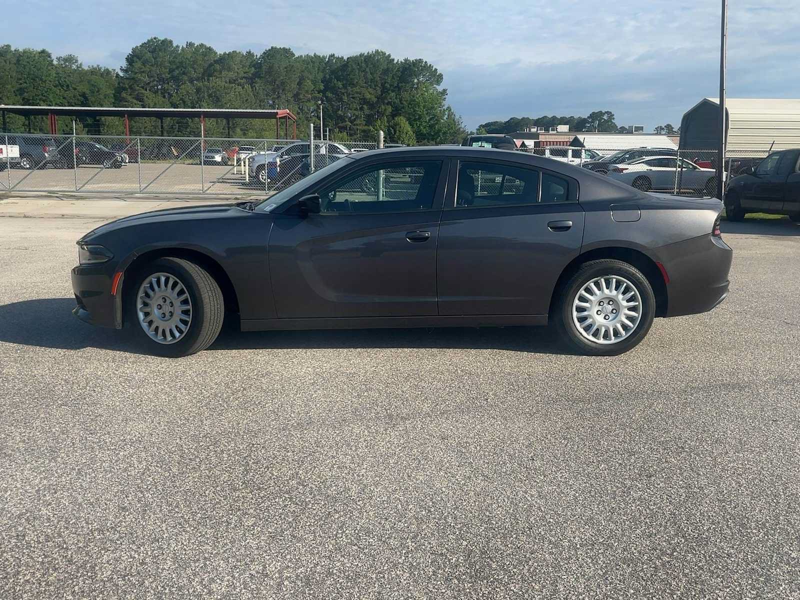 Used 2023 Dodge Charger Police AWD/4WD image 3