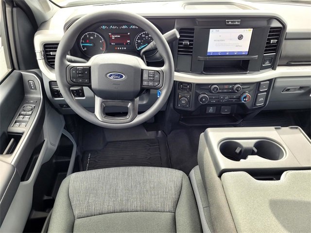 New 2025 Ford F250 XLT image 6