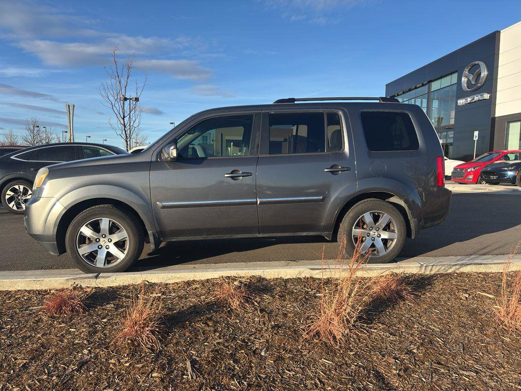 Used 2012 Honda Pilot Touring image 1