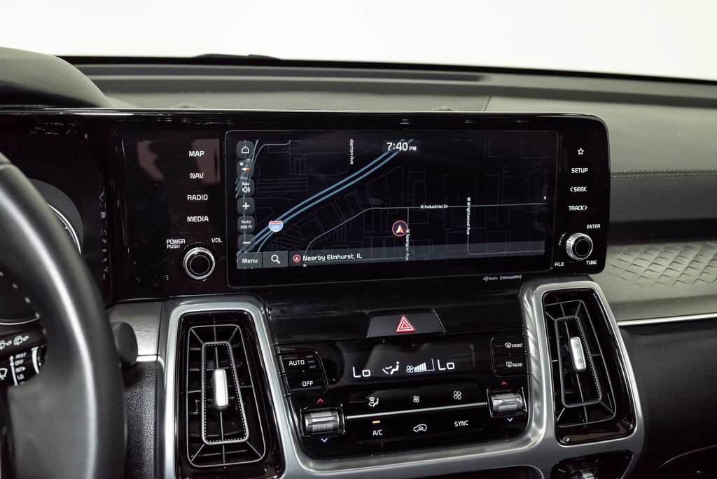 Used 2022 Kia Sorento SX AWD/4WD image 17