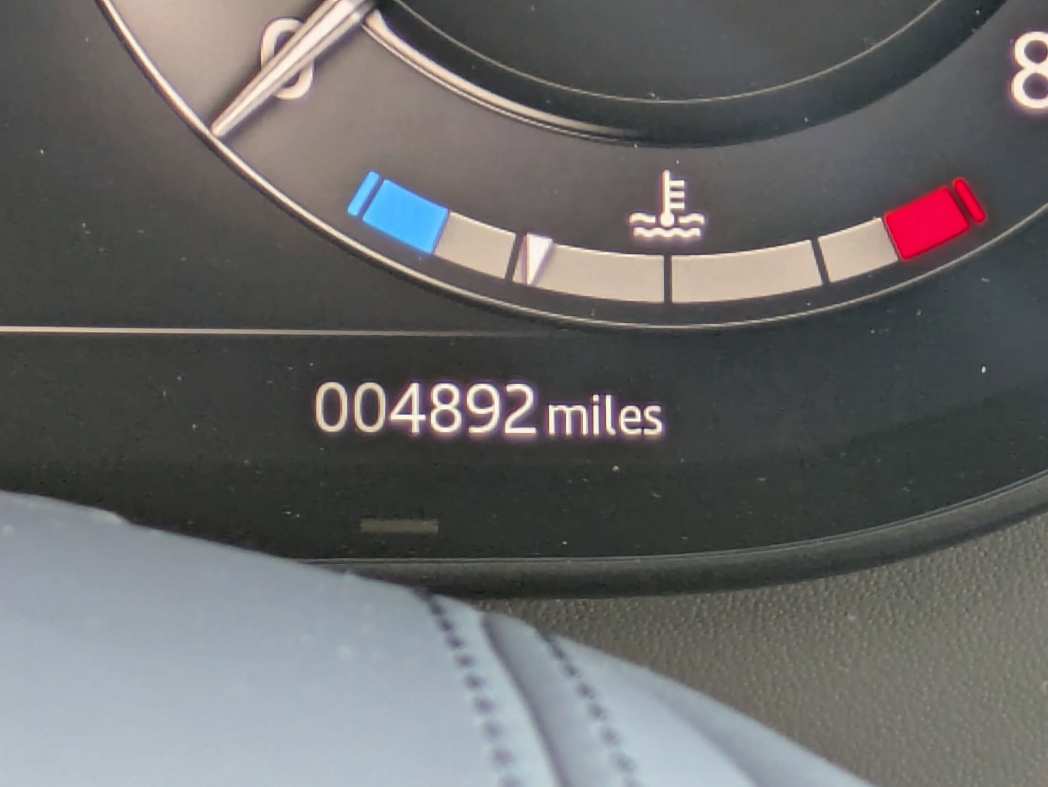 Used 2025 Land Rover Range Rover Long Wheelbase Autobiography image 11