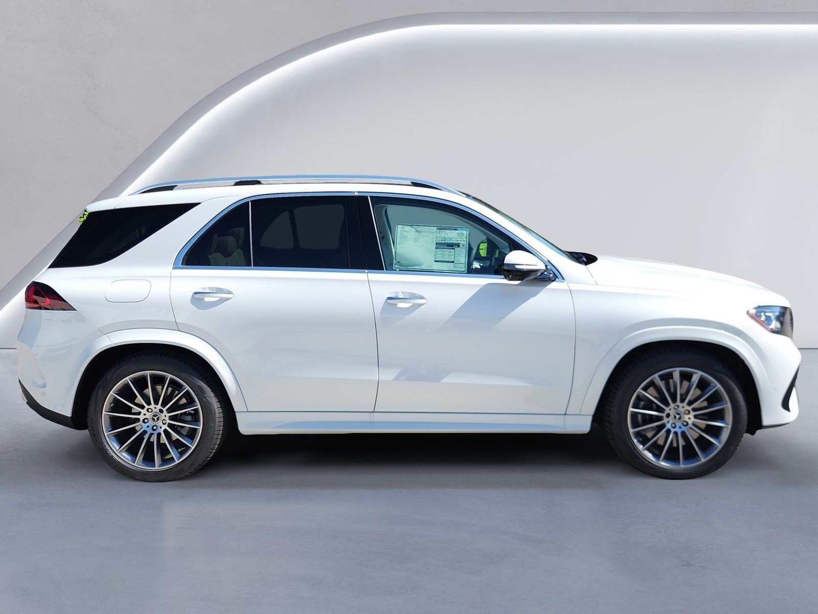 New 2027 Mercedes-Benz GLE 450 4MATIC image 3