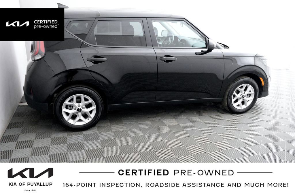 Certified 2025 Kia Soul LX FWD image 5