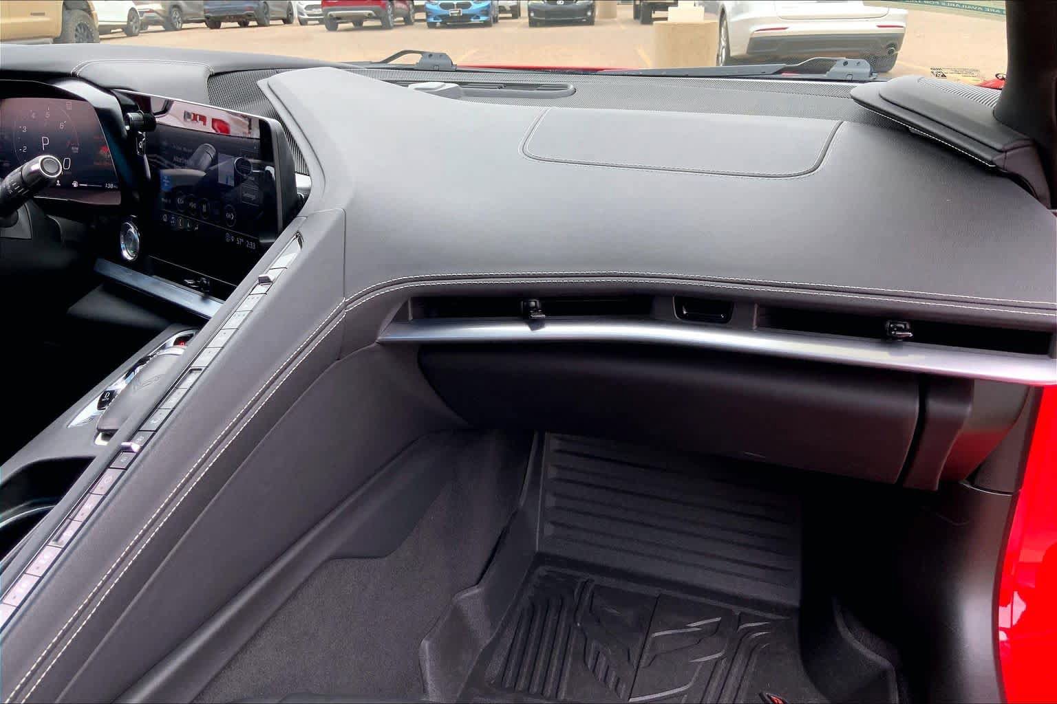 Used 2021 Chevrolet Corvette Stingray Preferred Cpe w/ Z51 Performance Package RWD image 19