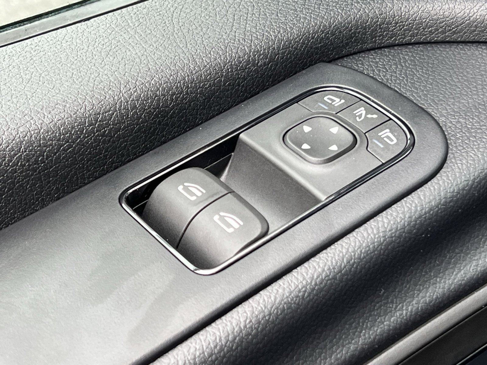 New 2026 Mercedes-Benz Sprinter 2500 image 13