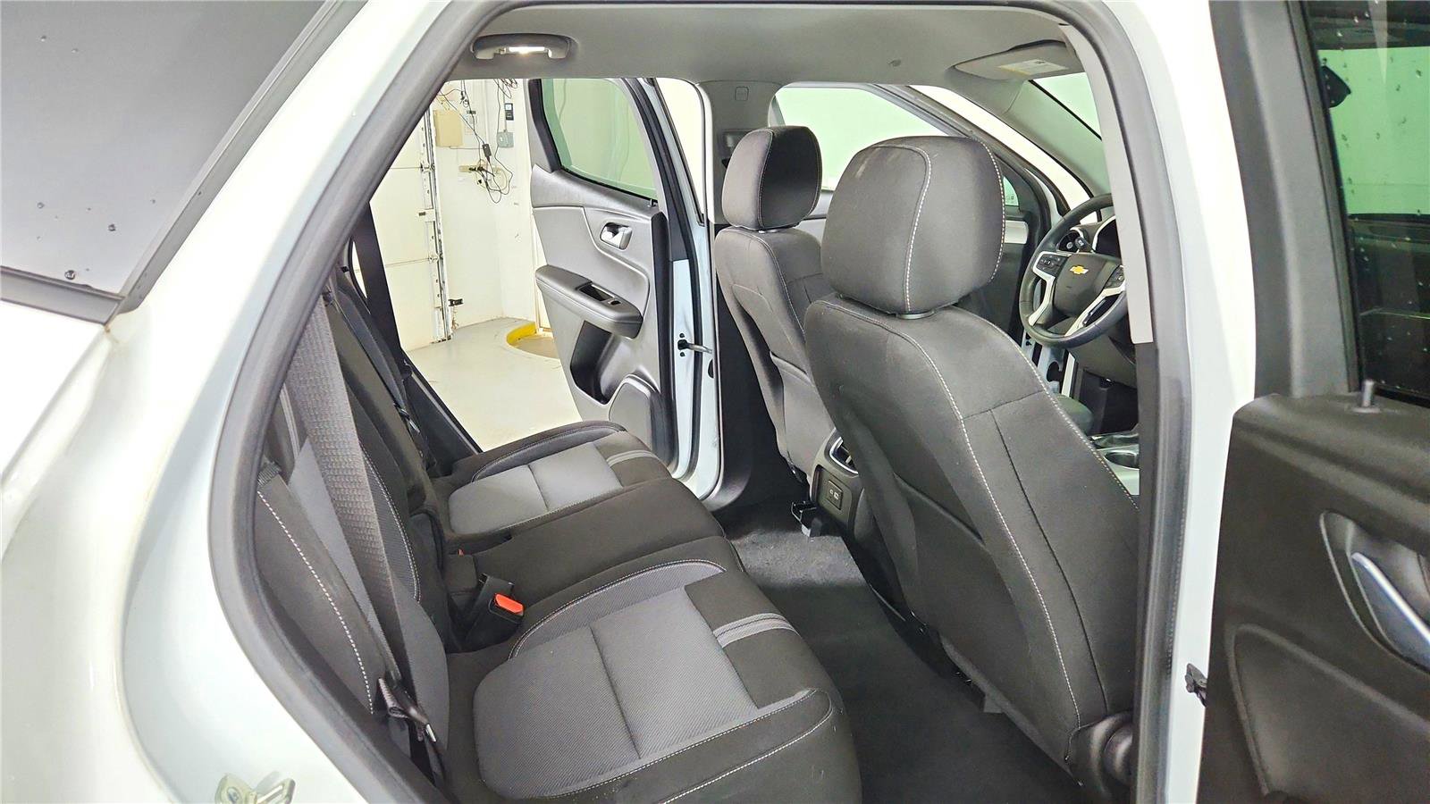 Used 2023 Chevrolet Blazer LT image 33