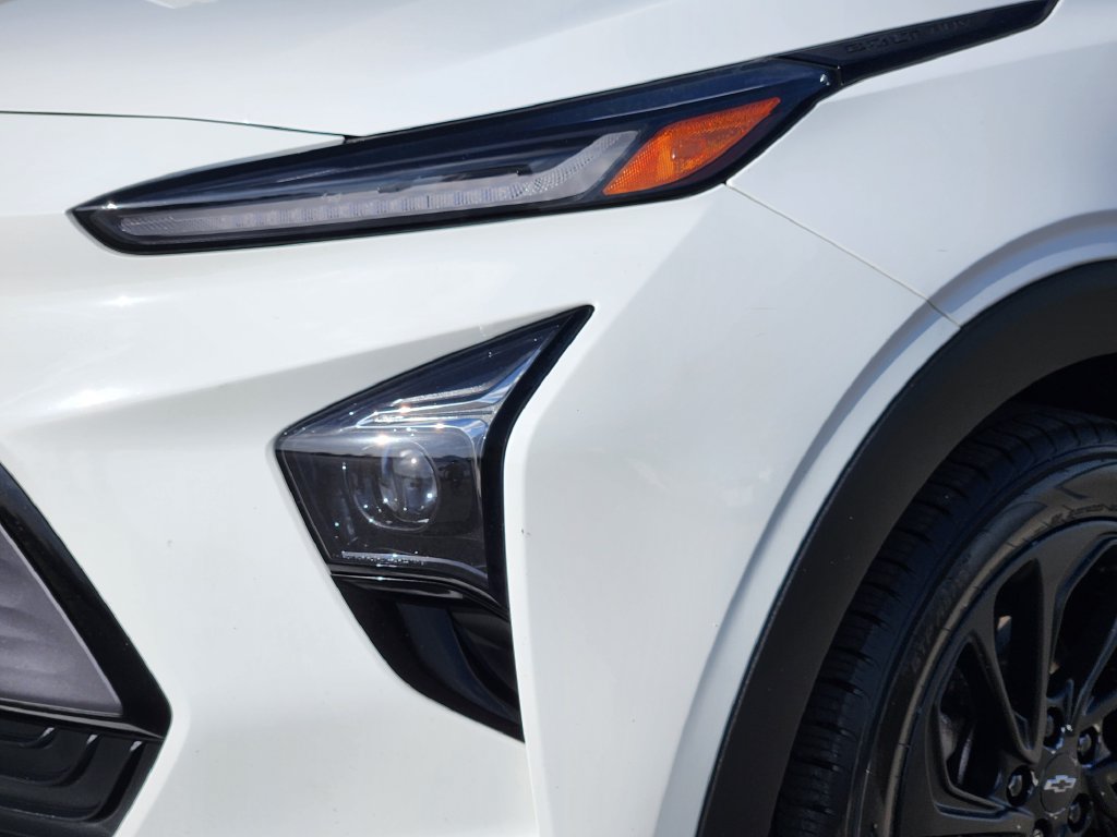 Used 2023 Chevrolet Bolt EUV LT FWD image 8