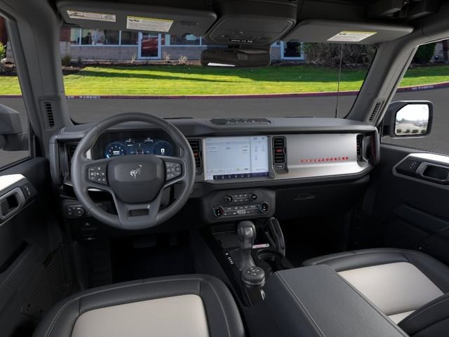 New 2026 Ford Bronco Outer Banks w/ Sasquatch Package image 9