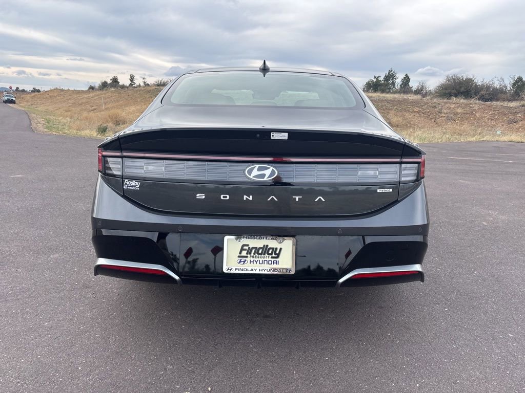 Certified 2025 Hyundai Sonata Limited image 6