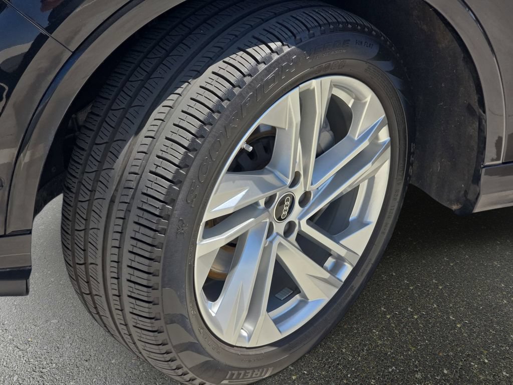 Used 2023 Audi Q7 3.0T Premium Plus AWD/4WD image 38