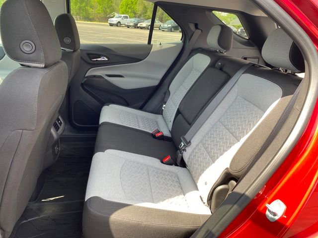 Certified 2024 Chevrolet Equinox LT w/ LPO, Floor Liner Package FWD image 19