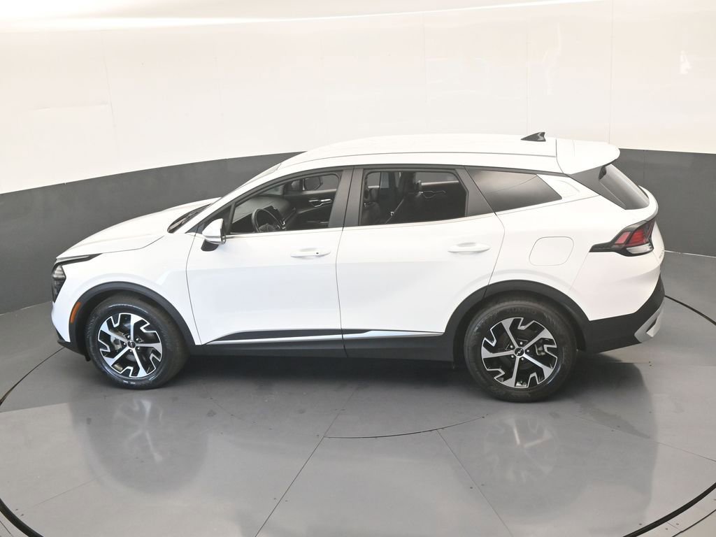 Used 2025 Kia Sportage EX image 51