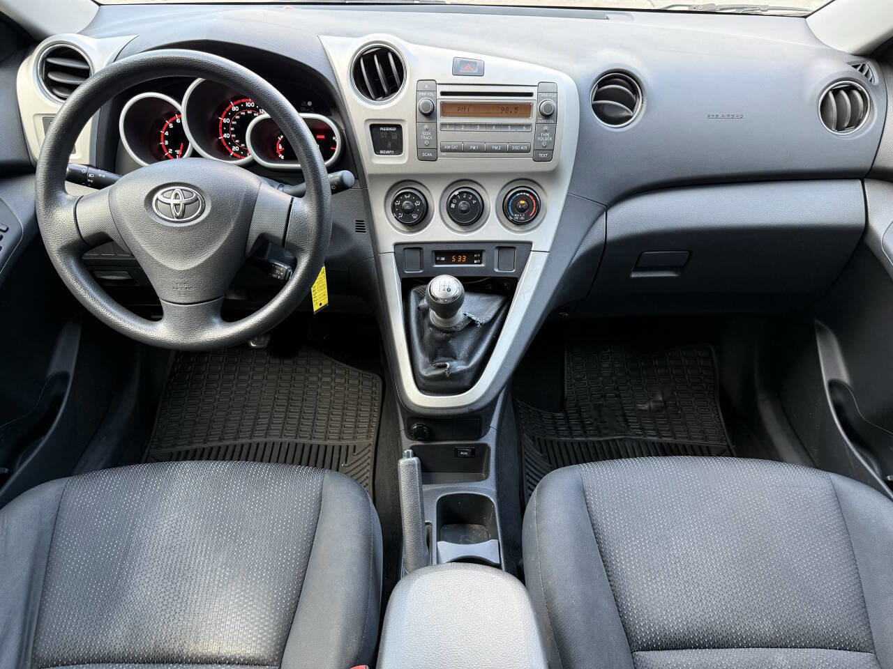 Used 2009 Toyota Matrix image 2
