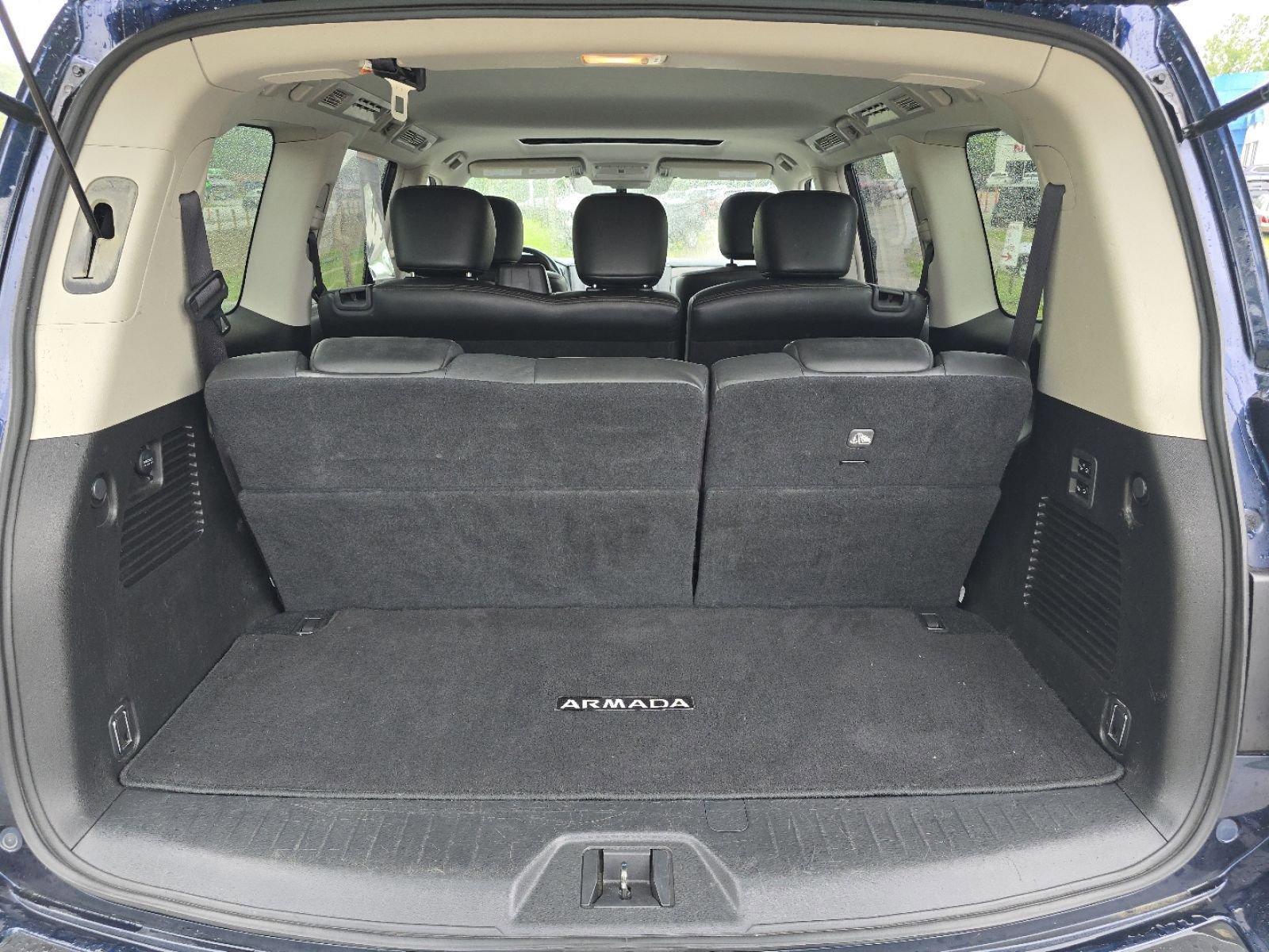 Used 2020 Nissan Armada SL w/ Premium Package AWD/4WD image 27