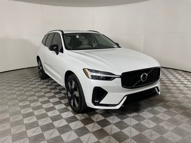 Certified 2024 Volvo XC60 T8 Plus w/ Protection Package image 15