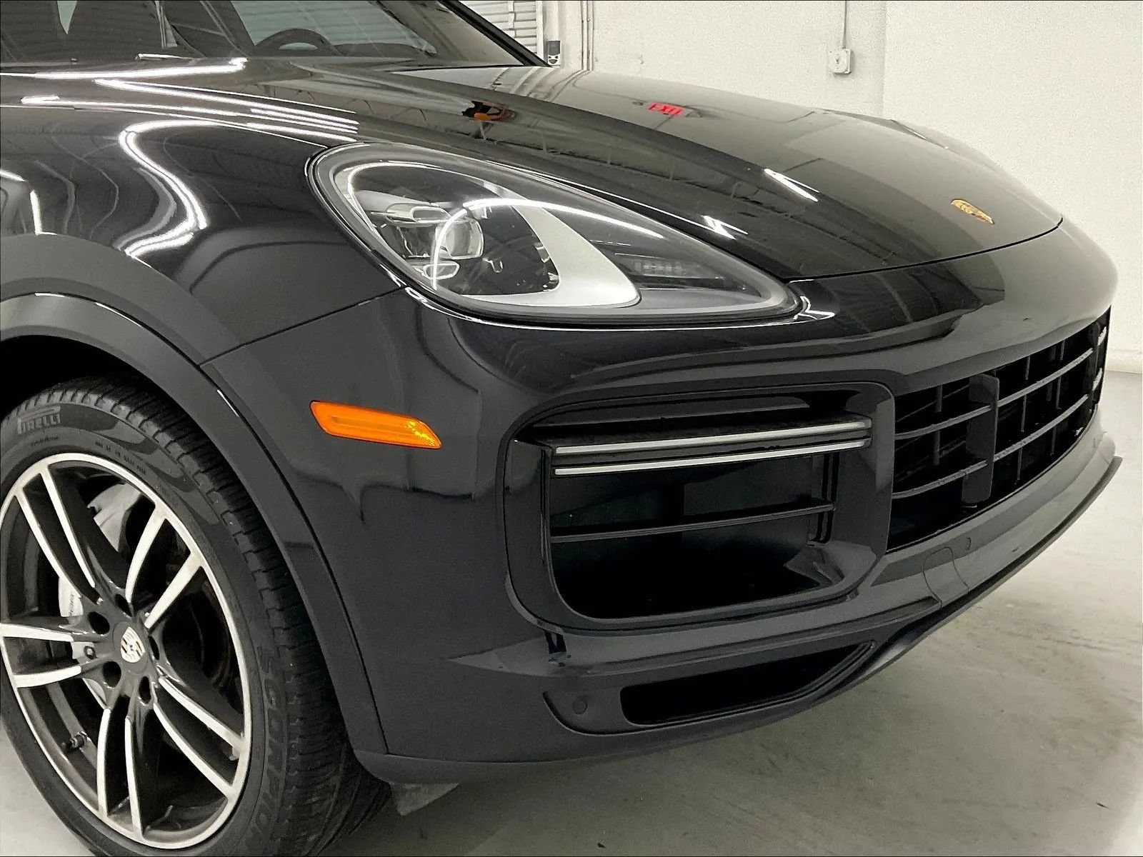 Used 2019 Porsche Cayenne Turbo AWD/4WD image 26