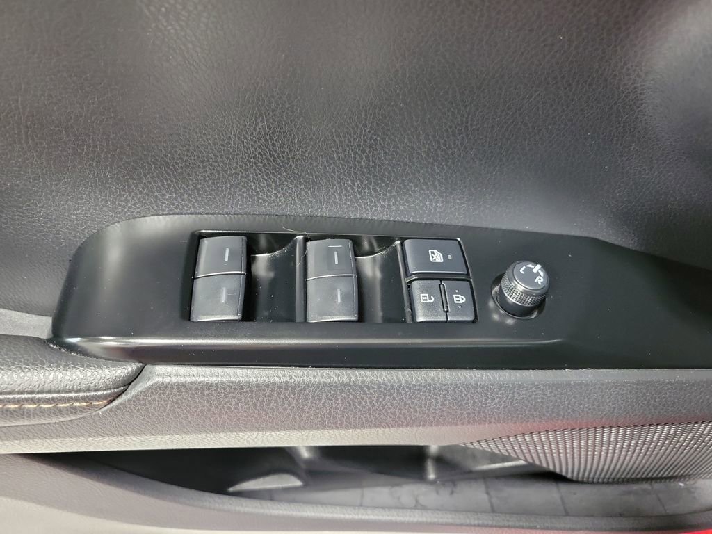 Used 2025 Toyota Camry XLE image 22