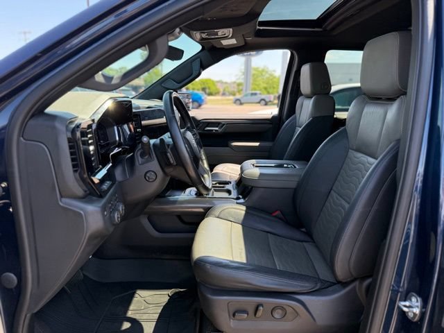 Used 2022 Chevrolet Silverado 1500 ZR2 w/ Technology Package AWD/4WD image 13