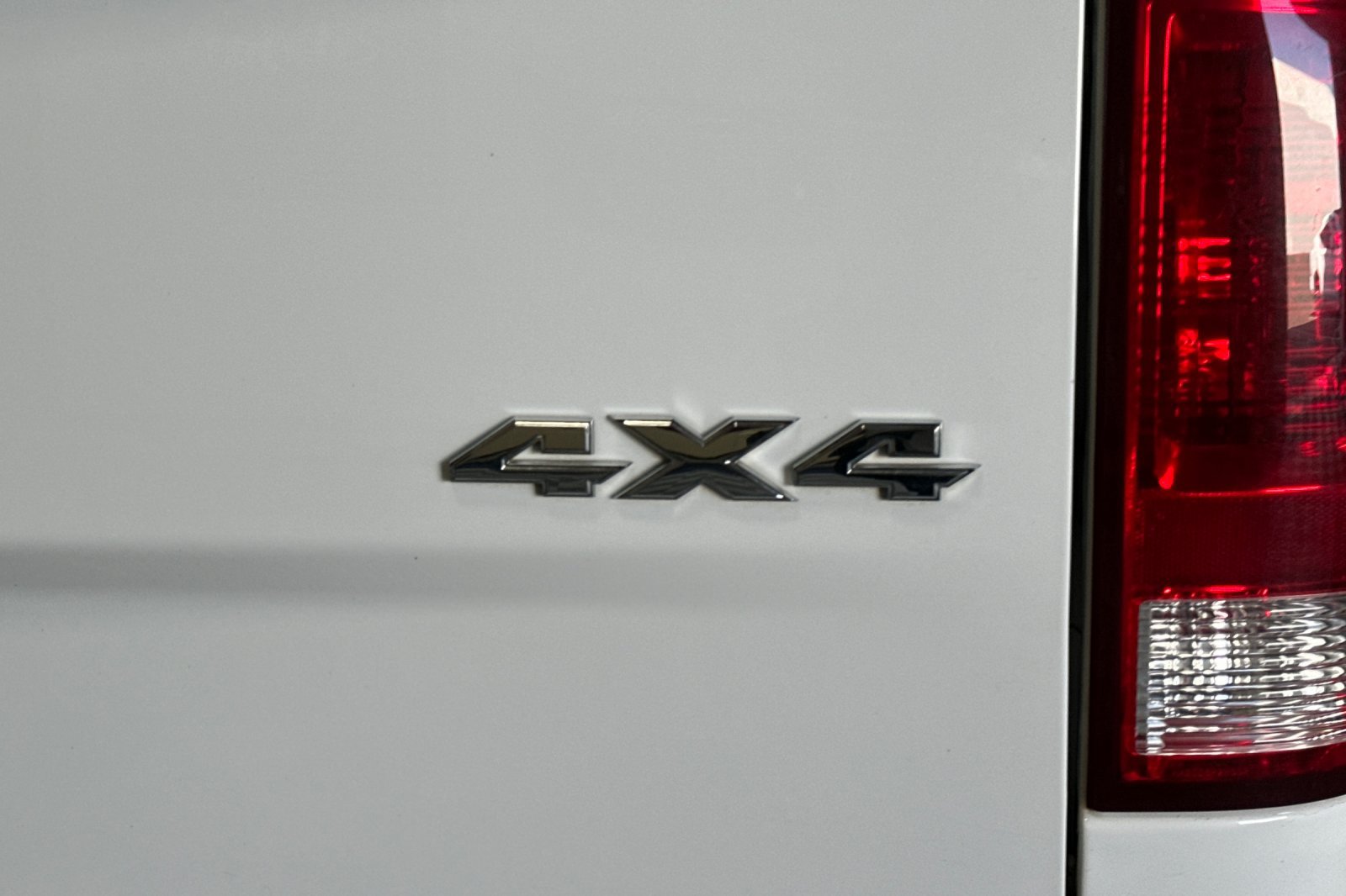 Used 2023 RAM 1500 Classic SLT w/ Trailer & Traction Group AWD/4WD image 46