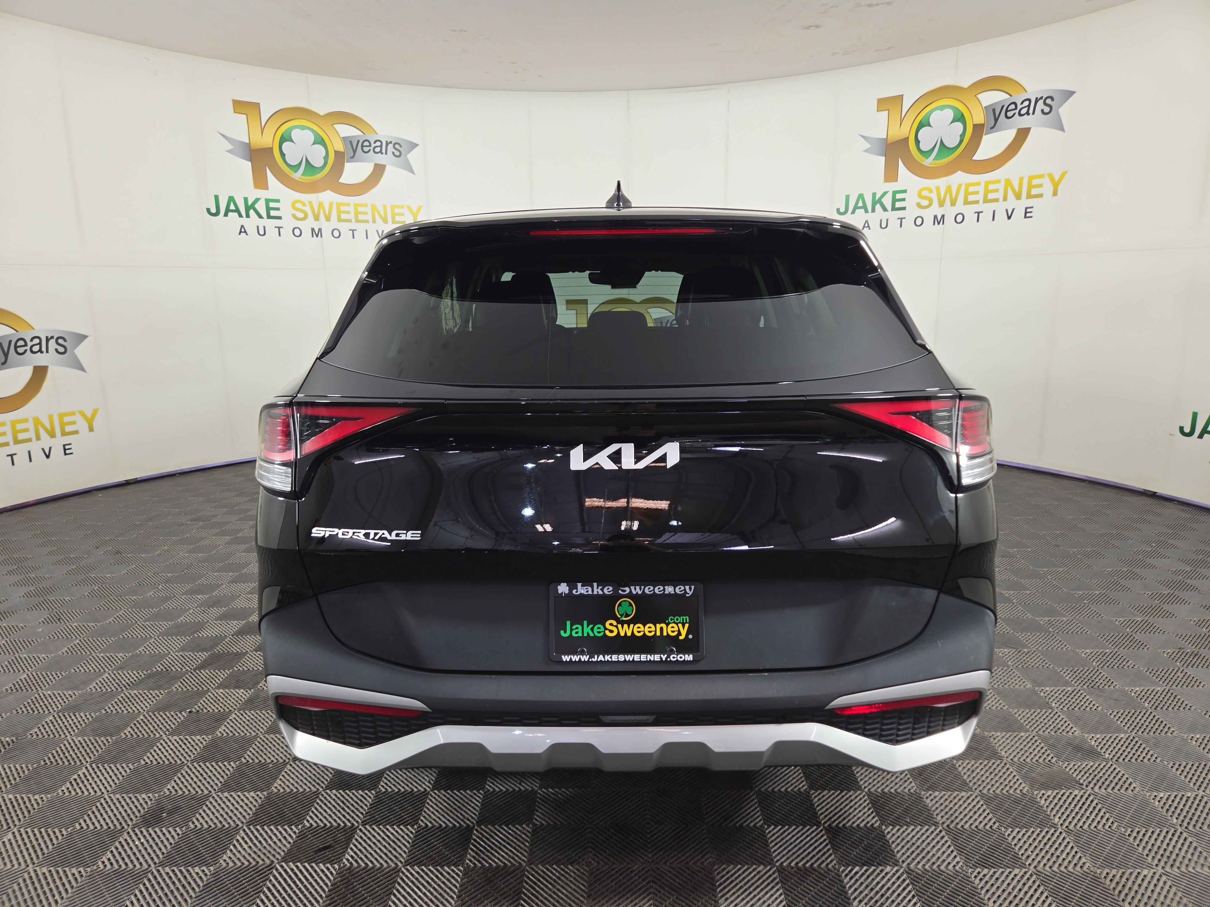 Used 2024 Kia Sportage EX FWD image 7