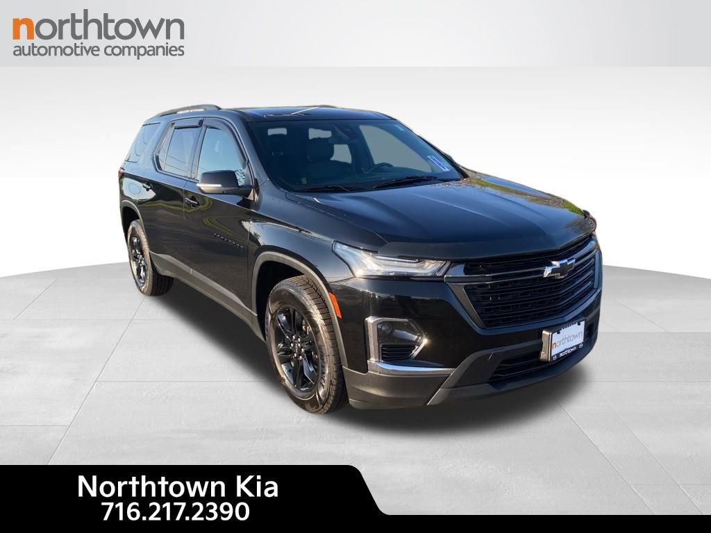 Used 2022 Chevrolet Traverse LT w/ Midnight/Sport Edition